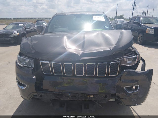 1C4RJEAGXKC820388 Jeep Grand Cherokee Laredo E 4x2