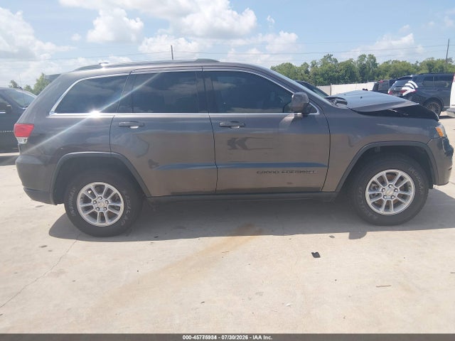 1C4RJEAGXKC820388 Jeep Grand Cherokee Laredo E 4x2