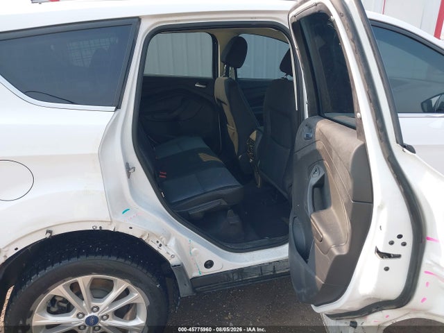 1FMCU0GD2HUE77362 Ford ESCAPE SE