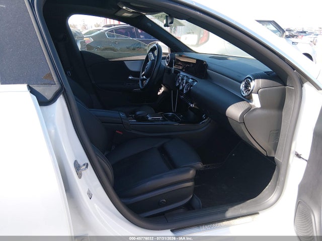 Продажа на аукционе авто 2023 Mercedes-benz Cla 250 Coupe, vin: W1K5J4GB5PN384491, номер лота: 45776032