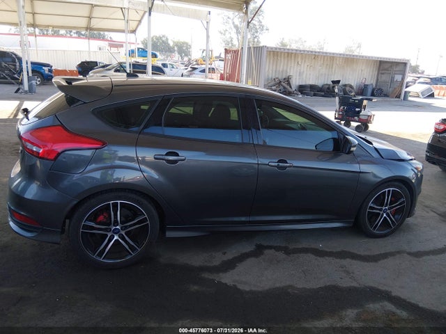 1FADP3L94HL277467 Ford FOCUS ST
