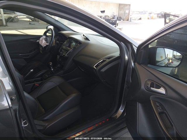 1FADP3L94HL277467 Ford FOCUS ST