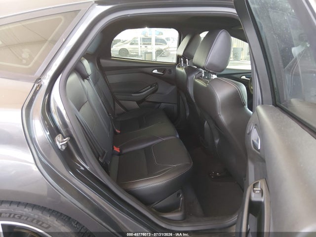 1FADP3L94HL277467 Ford FOCUS ST
