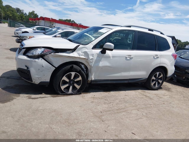 Продажа на аукционе авто 2017 Subaru Forester 2.5i Premium, vin: JF2SJAEC3HH442655, номер лота: 45776088