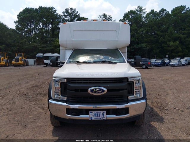 45776187 :رقم المزاد ، 1FDAF4GY3HEF23027 vin ، 2017 Ford F-450 Chassis Xl مزاد بيع