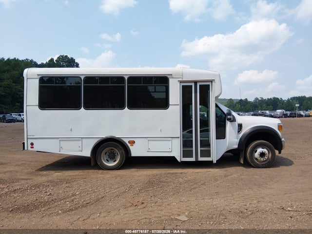 45776187 :رقم المزاد ، 1FDAF4GY3HEF23027 vin ، 2017 Ford F-450 Chassis Xl مزاد بيع