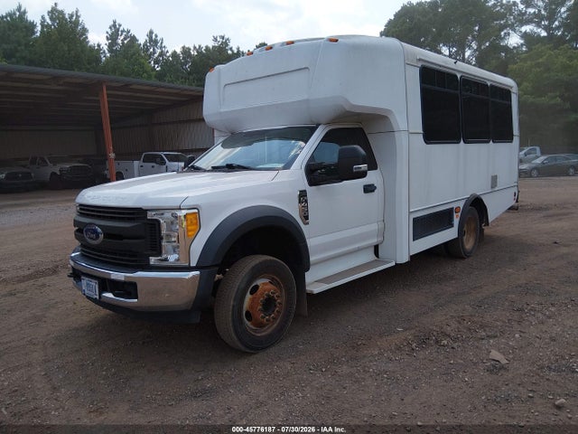 45776187 :رقم المزاد ، 1FDAF4GY3HEF23027 vin ، 2017 Ford F-450 Chassis Xl مزاد بيع