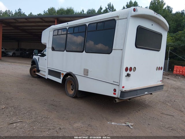 45776187 :رقم المزاد ، 1FDAF4GY3HEF23027 vin ، 2017 Ford F-450 Chassis Xl مزاد بيع