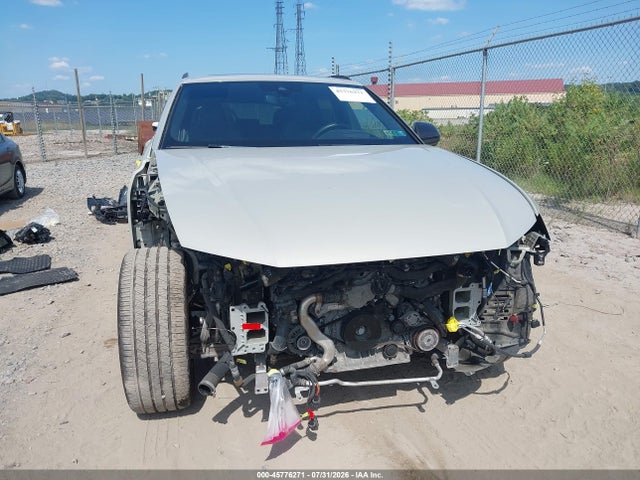 45776271 :رقم المزاد ، WA1CWBF1XMD014083 vin ، 2021 Audi Sq8 Prestige Tfsi Quattro Tiptronic مزاد بيع