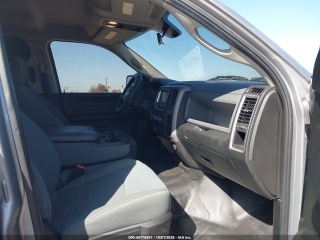 Aukcja sprzedaży 2020 Ram 1500 Classic Tradesman  4x4 5'7 Box, vin: 3C6RR7KG0LG144199, numer aukcji: 45776307