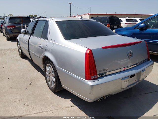 45776357 :رقم المزاد ، 1G6KH5E6XBU117241 vin ، 2011 Cadillac Dts Premium Collection مزاد بيع