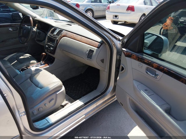 45776357 :رقم المزاد ، 1G6KH5E6XBU117241 vin ، 2011 Cadillac Dts Premium Collection مزاد بيع