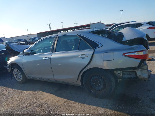 45776367 :رقم المزاد ، 4T4BF1FK5GR535576 vin ، 2016 Toyota Camry Le مزاد بيع