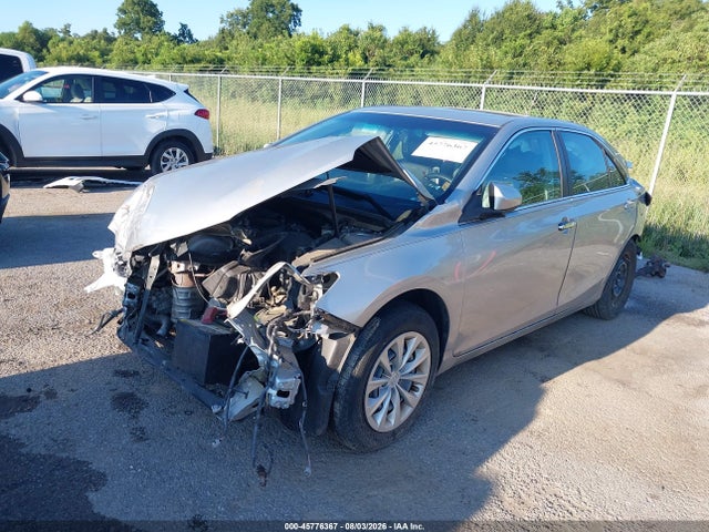 45776367 :رقم المزاد ، 4T4BF1FK5GR535576 vin ، 2016 Toyota Camry Le مزاد بيع