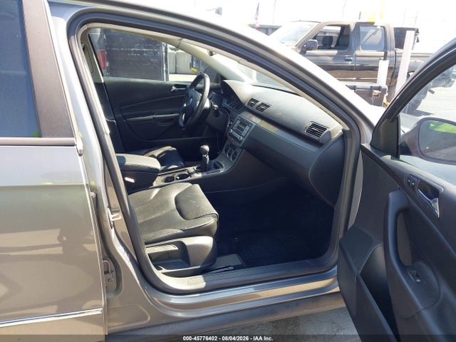 2006 Volkswagen Passat Value Edition მანქანა იყიდება აუქციონზე, vin: WVWGK93C36P153698, აუქციონის ნომერი: 45776402