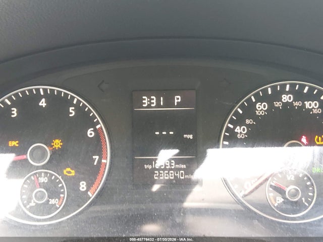 2013 Volkswagen Passat 2.5l Wolfsburg Edition მანქანა იყიდება აუქციონზე, vin: 1VWAP7A35DC134182, აუქციონის ნომერი: 45776432
