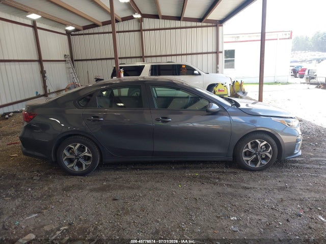 Aukcja sprzedaży 2021 Kia Forte Lxs, vin: 3KPF24AD5ME404986, numer aukcji: 45776574