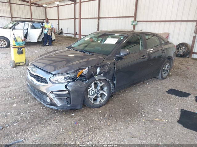 Aukcja sprzedaży 2021 Kia Forte Lxs, vin: 3KPF24AD5ME404986, numer aukcji: 45776574