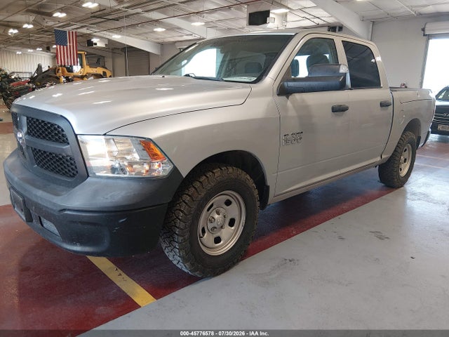 1C6RR6KG6JS296522 RAM 1500 Tradesman 4x2 5&#039;7 Box