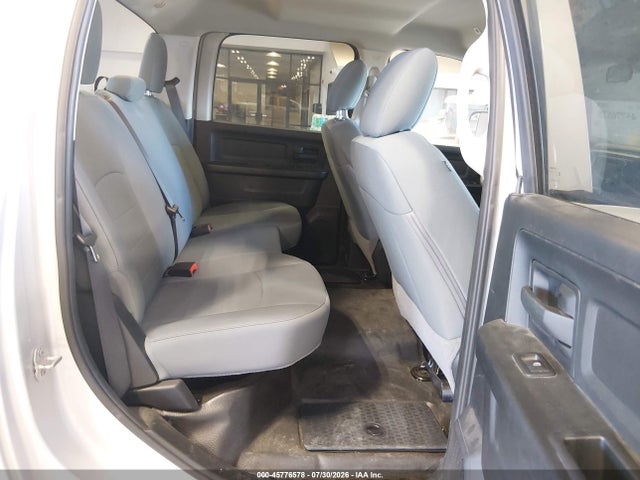 1C6RR6KG6JS296522 RAM 1500 Tradesman 4x2 5&#039;7 Box