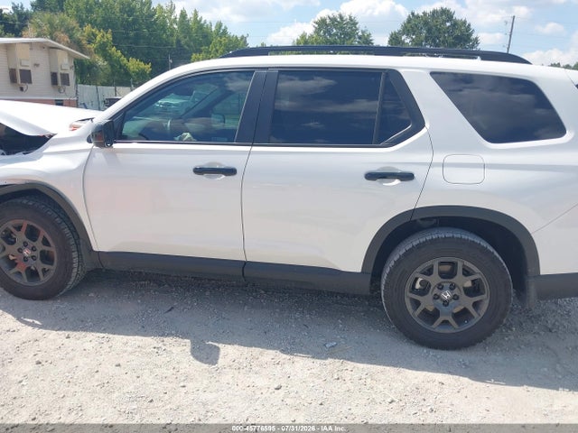 2025 Honda Pilot Trailsport მანქანა იყიდება აუქციონზე, vin: 5FNYG1H6XSB175647, აუქციონის ნომერი: 45776595