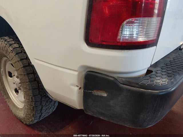 1C6RR7KG0JS133483 RAM 1500 Tradesman 4x4 5&#039;7 Box