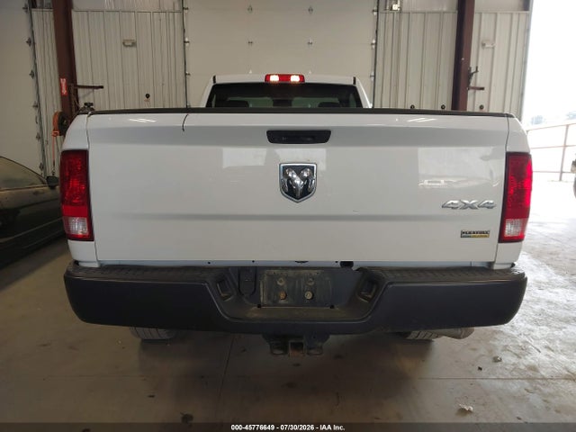 3C6JR7DG3KG503361 RAM 1500 Classic Tradesman 4x4 8&#039; Box