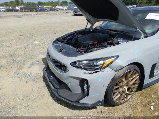 2022 Kia Stinger Gt2 მანქანა იყიდება აუქციონზე, vin: KNAE55LCXN6112400, აუქციონის ნომერი: 45776653