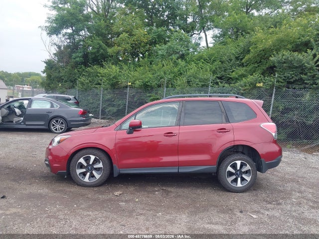 Subaru Forester 2.5i Premium 2017 JF2SJAEC8HH573242 Image 14