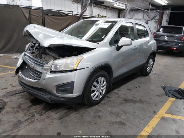Chevrolet TRAX LS 2016 KL7CJKSBXGB669781 Image 2