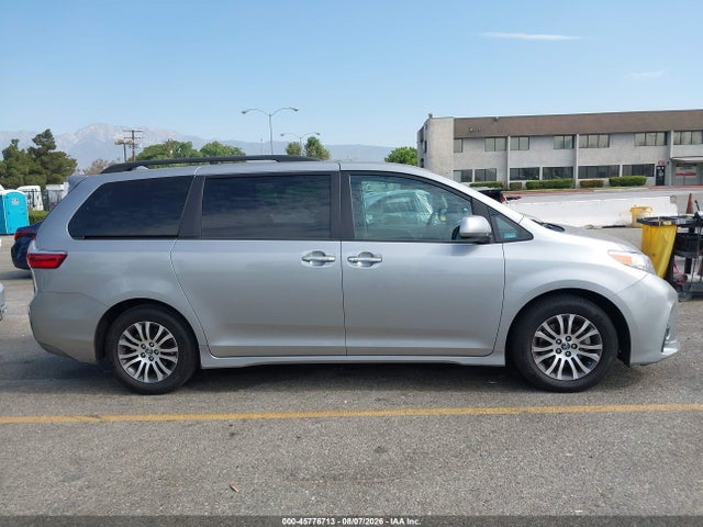 5TDYZ3DC3JS932612 Toyota Sienna Xle 7 Passenger