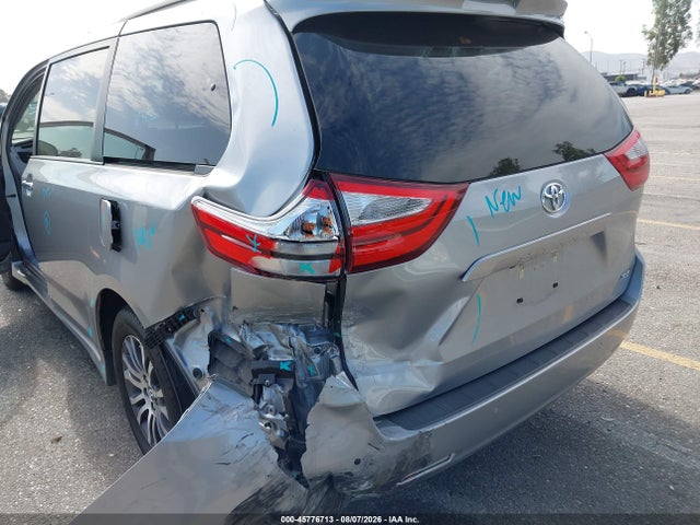 5TDYZ3DC3JS932612 Toyota Sienna Xle 7 Passenger