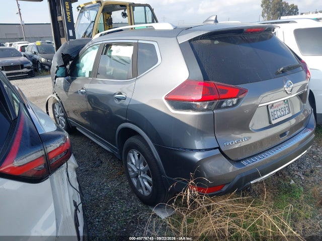 Nissan ROGUE SV 2018 JN8AT2MTXJW459860 Image 3