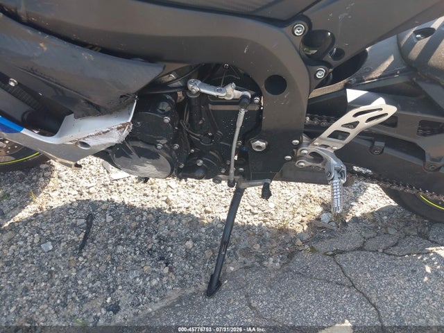 Suzuki GSX-R600 2014 JS1GN7FAXE2100833 Image 9