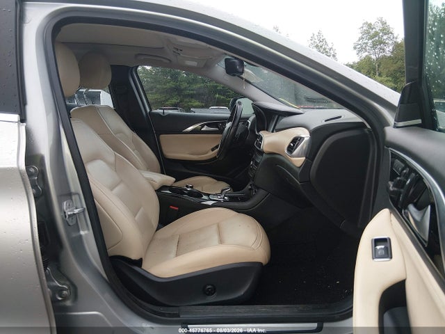 45776765 :رقم المزاد ، SJKCH5CR4JA044900 vin ، 2018 Infiniti Qx30 Premium مزاد بيع