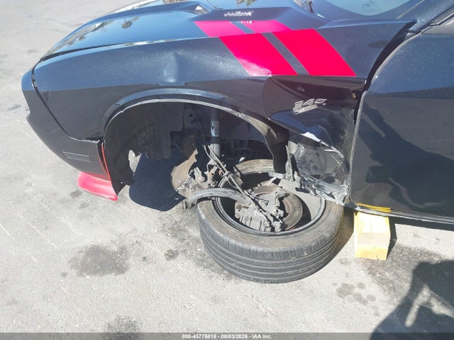 Продаж на аукціоні авто 2014 Dodge Challenger R/t Plus, vin: 2C3CDYBT5EH165203, номер лоту: 45776818