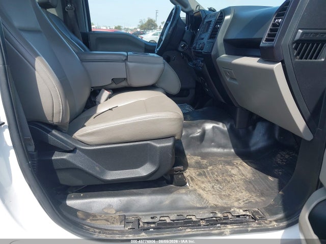 1FTMF1C81HKD51586 Ford F-150 Xl