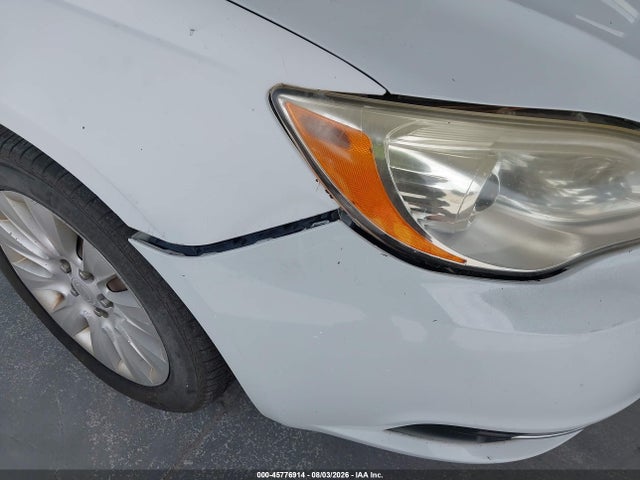 Продажа на аукционе авто 2012 Chrysler 200 Lx, vin: 1C3CCBAB8CN248301, номер лота: 45776914