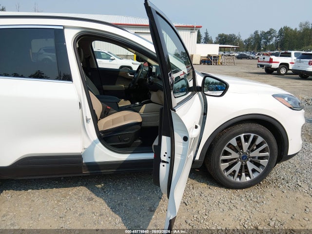 Продаж на аукціоні авто 2020 Ford Escape Titanium Hybrid, vin: 1FMCU0DZ8LUB79018, номер лоту: 45776940