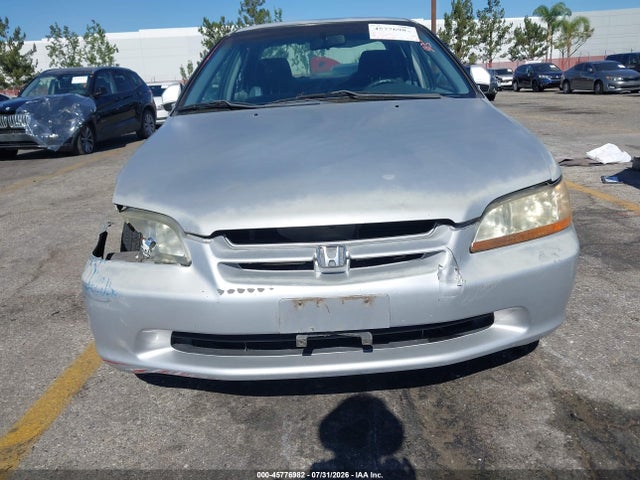 Продажа на аукционе авто 1999 Honda Accord Lx, vin: 1HGCG6657XA144701, номер лота: 45776982
