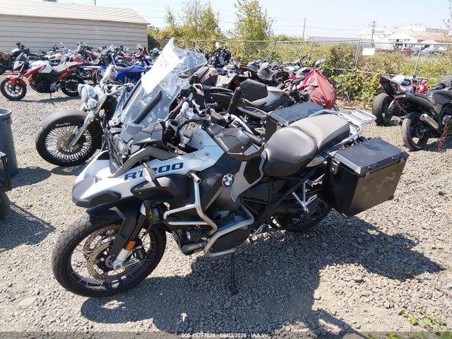 BMW R1200 Gs Adventure 2017 WB10A1209HZ897999 Image 2