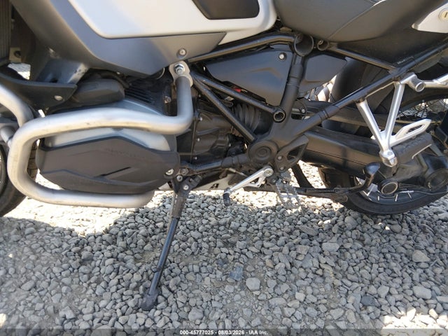 BMW R1200 Gs Adventure 2017 WB10A1209HZ897999 Image 9