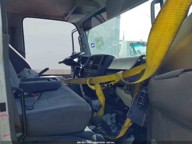 45777033 :رقم المزاد ، JALE5W168J7302253 vin ، 2018 Isuzu Nrr مزاد بيع