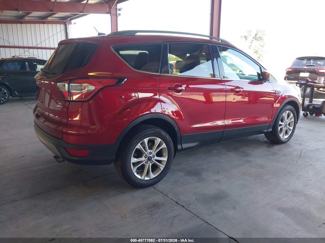 1FMCU9G98HUB84677 Ford ESCAPE SE