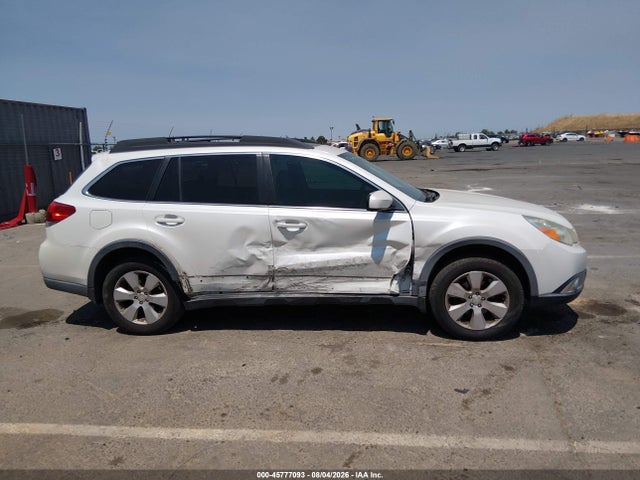 45777093 :رقم المزاد ، 4S4BRBGCXC3225857 vin ، 2012 Subaru Outback 2.5i Premium مزاد بيع
