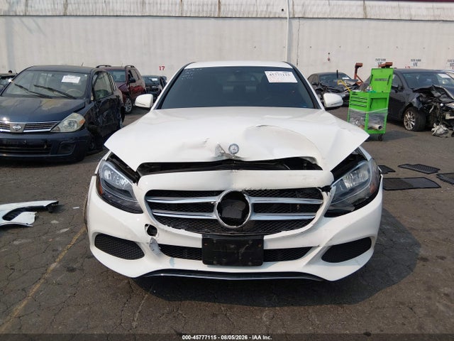 2015 Mercedes-benz C 300 4matic მანქანა იყიდება აუქციონზე, vin: 55SWF4KB5FU036788, აუქციონის ნომერი: 45777115