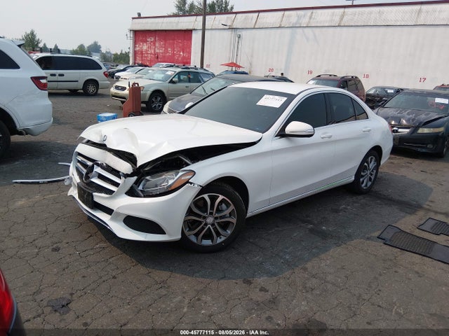 2015 Mercedes-benz C 300 4matic მანქანა იყიდება აუქციონზე, vin: 55SWF4KB5FU036788, აუქციონის ნომერი: 45777115