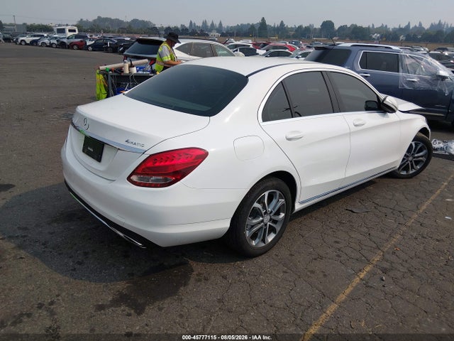 2015 Mercedes-benz C 300 4matic მანქანა იყიდება აუქციონზე, vin: 55SWF4KB5FU036788, აუქციონის ნომერი: 45777115