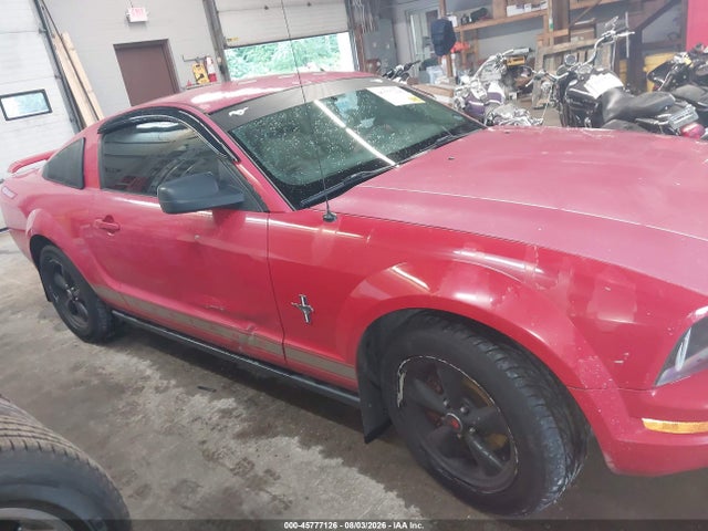 45777126 :رقم المزاد ، 1ZVFT80N165140417 vin ، 2006 Ford Mustang V6 مزاد بيع