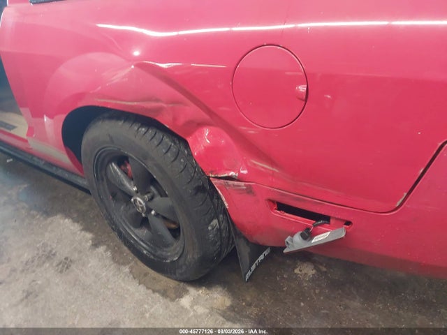 45777126 :رقم المزاد ، 1ZVFT80N165140417 vin ، 2006 Ford Mustang V6 مزاد بيع